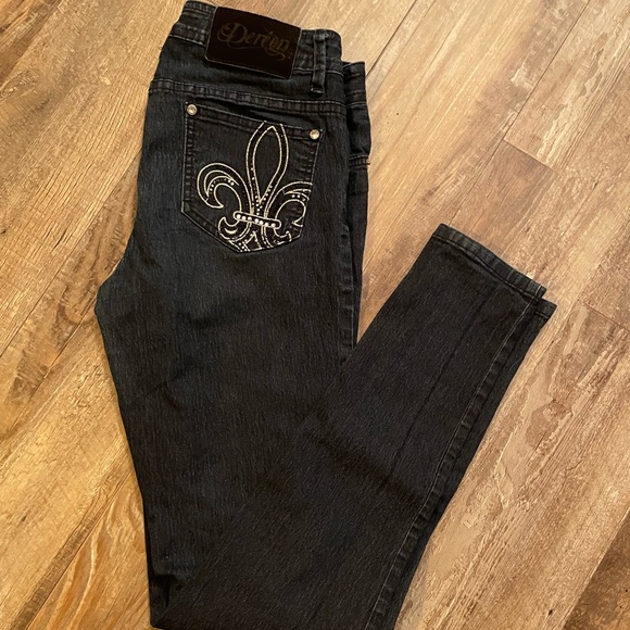 Dereon Denim - Dereon Skinny Jean